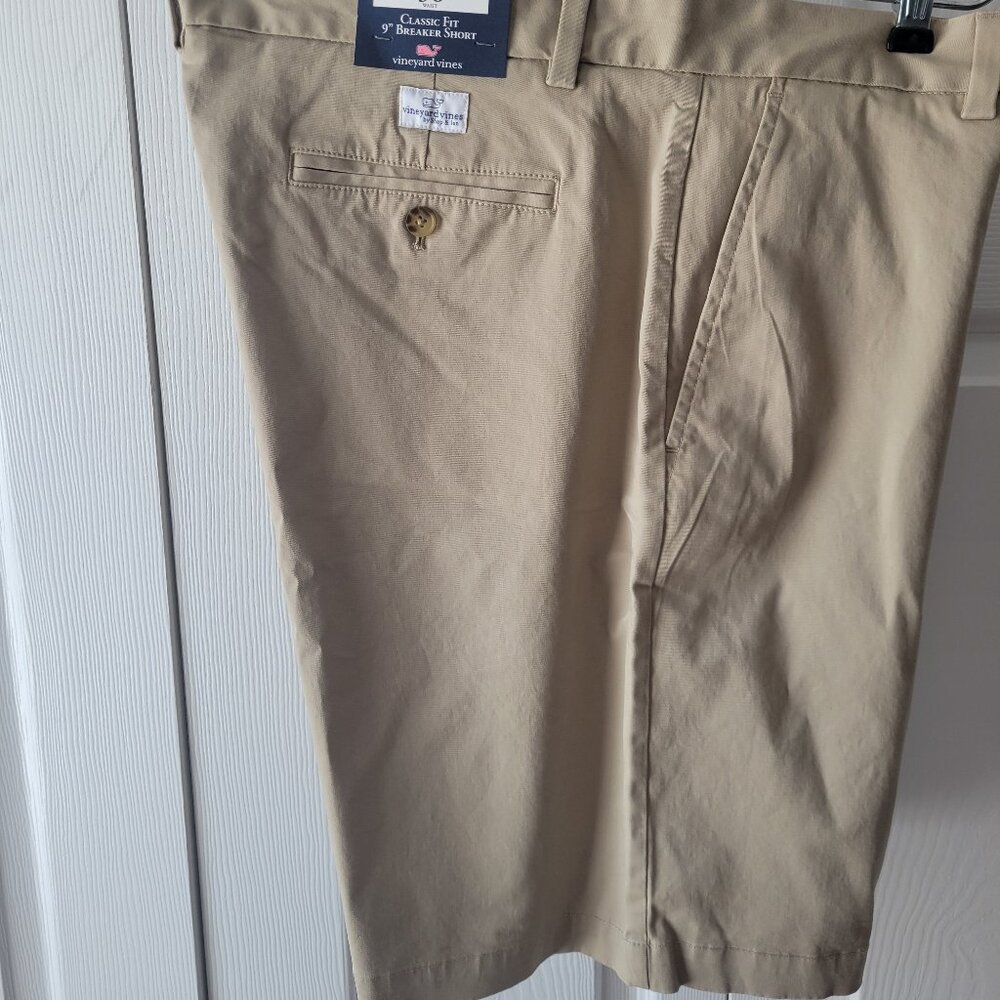 Vineyard Vine Breaker Shorts - Khaki - Size 38